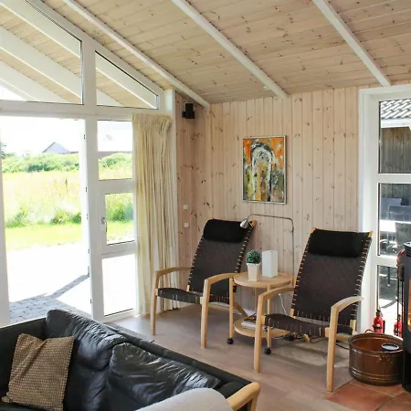 Calina - 300m From The Sea In Ne Jutland By Interhome *