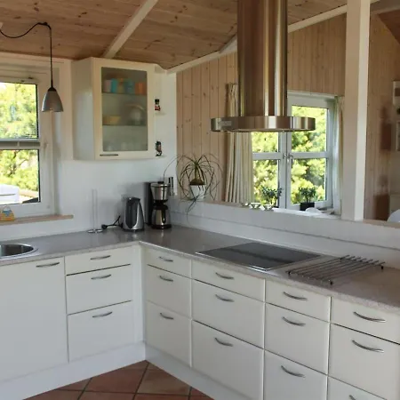 Calina - 300m From The Sea In Ne Jutland By Interhome *